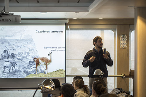 Actividades a bordo de Australis. SoloCruceros.mx